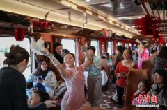 （新春见闻）京津游客搭乘“津旅时光号”新春专列解锁假日慢时光